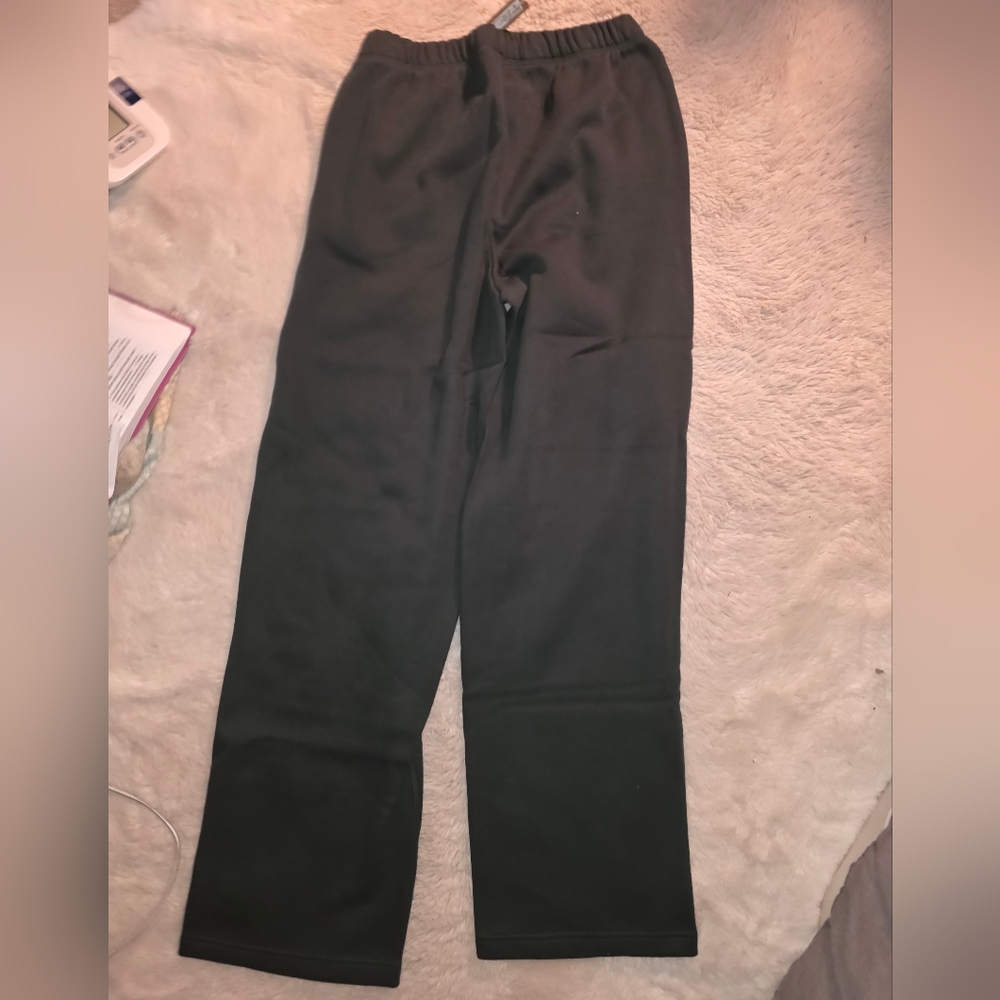 Skims Cotton Fleece Straight Leg Pant in Spruce NWT Size Small - Picture 3 of 16